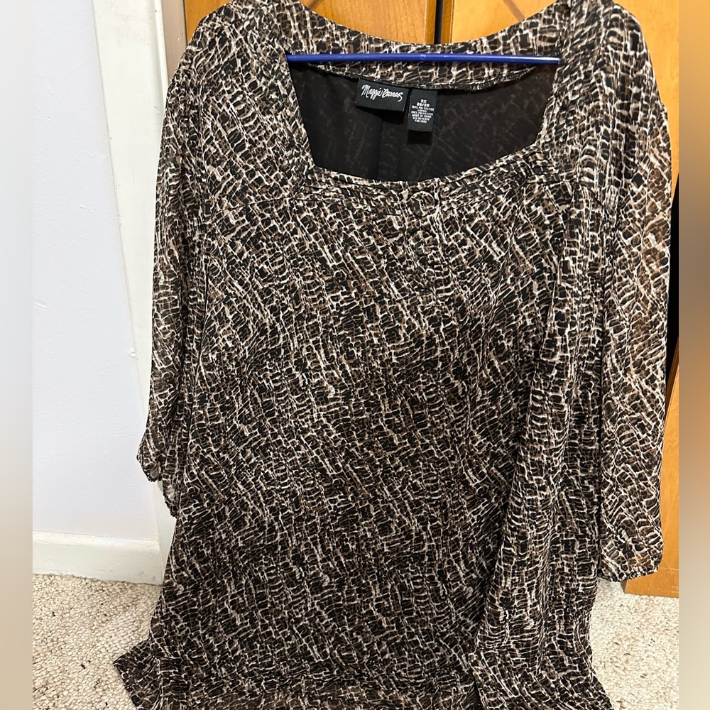 Brown/White Print Short Sleeve Pullover Shirt - Size 3X